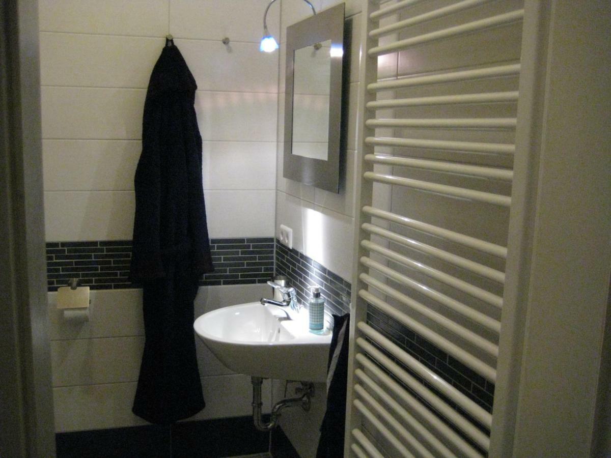 Leibniz6 Stilvolles Privatzimmer Leipzig Exterior foto